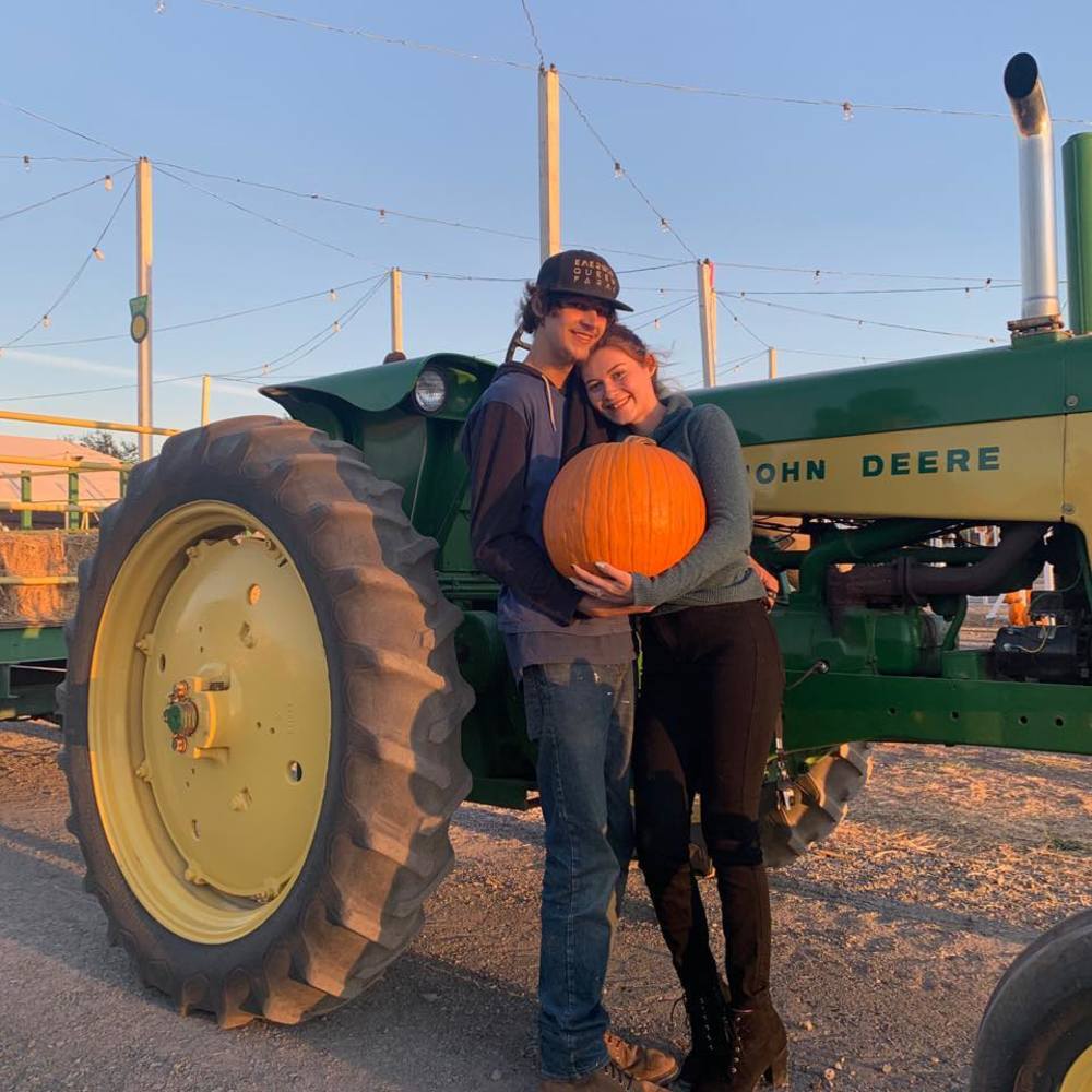 Meet your Posher, Holly